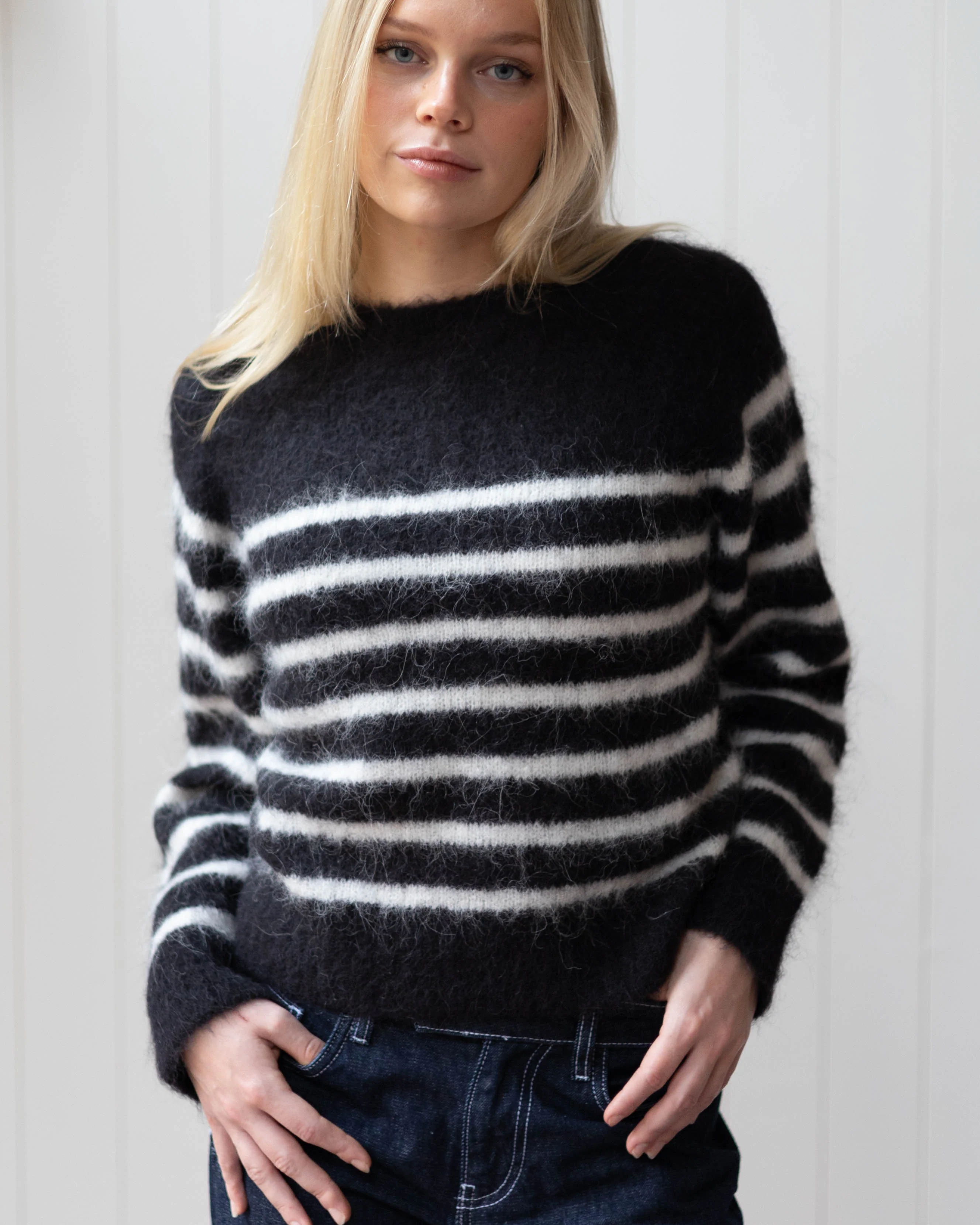 Cara Jumper - Black & White - Image 14