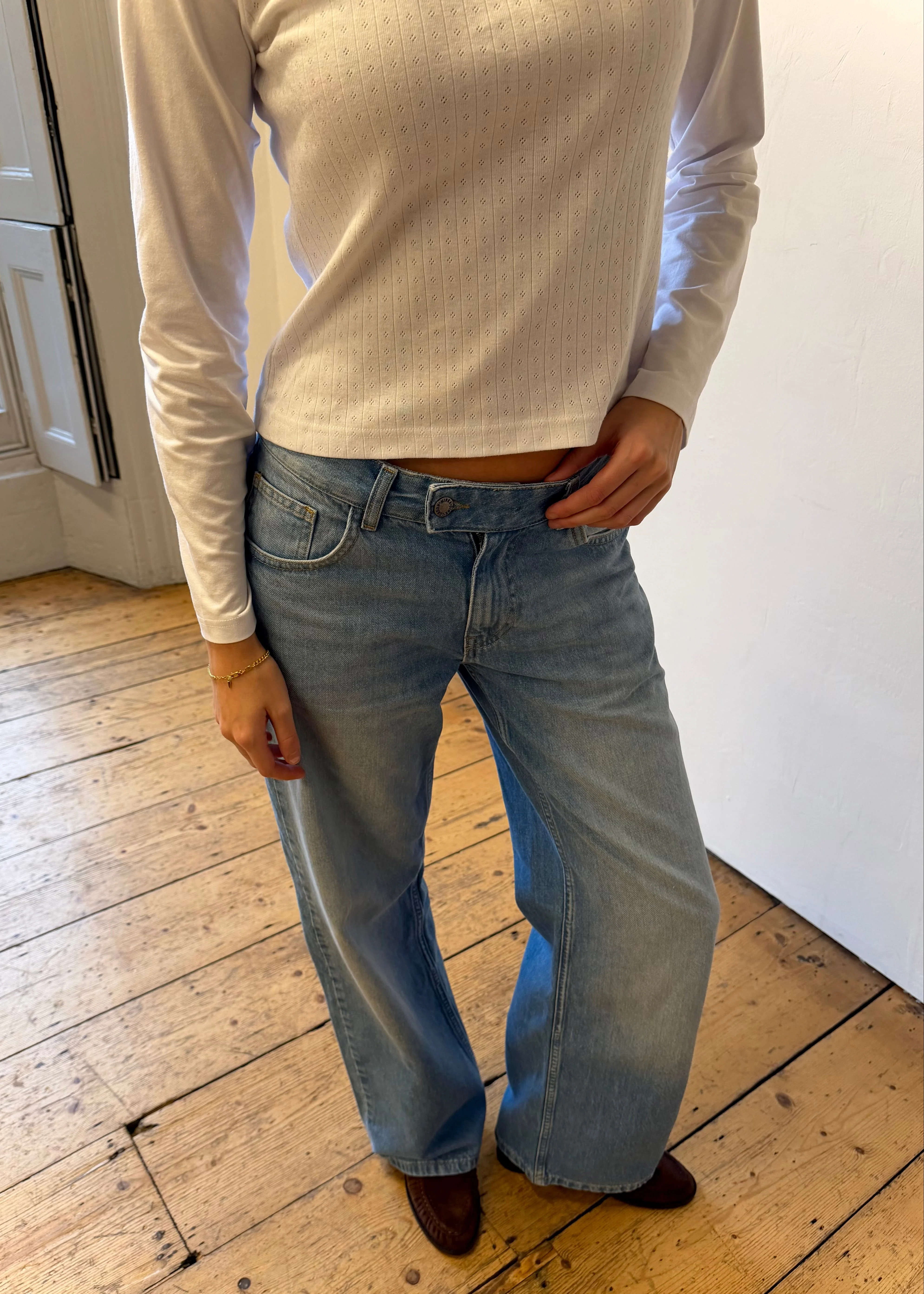 Nina Jeans - Mid Wash - Image 4