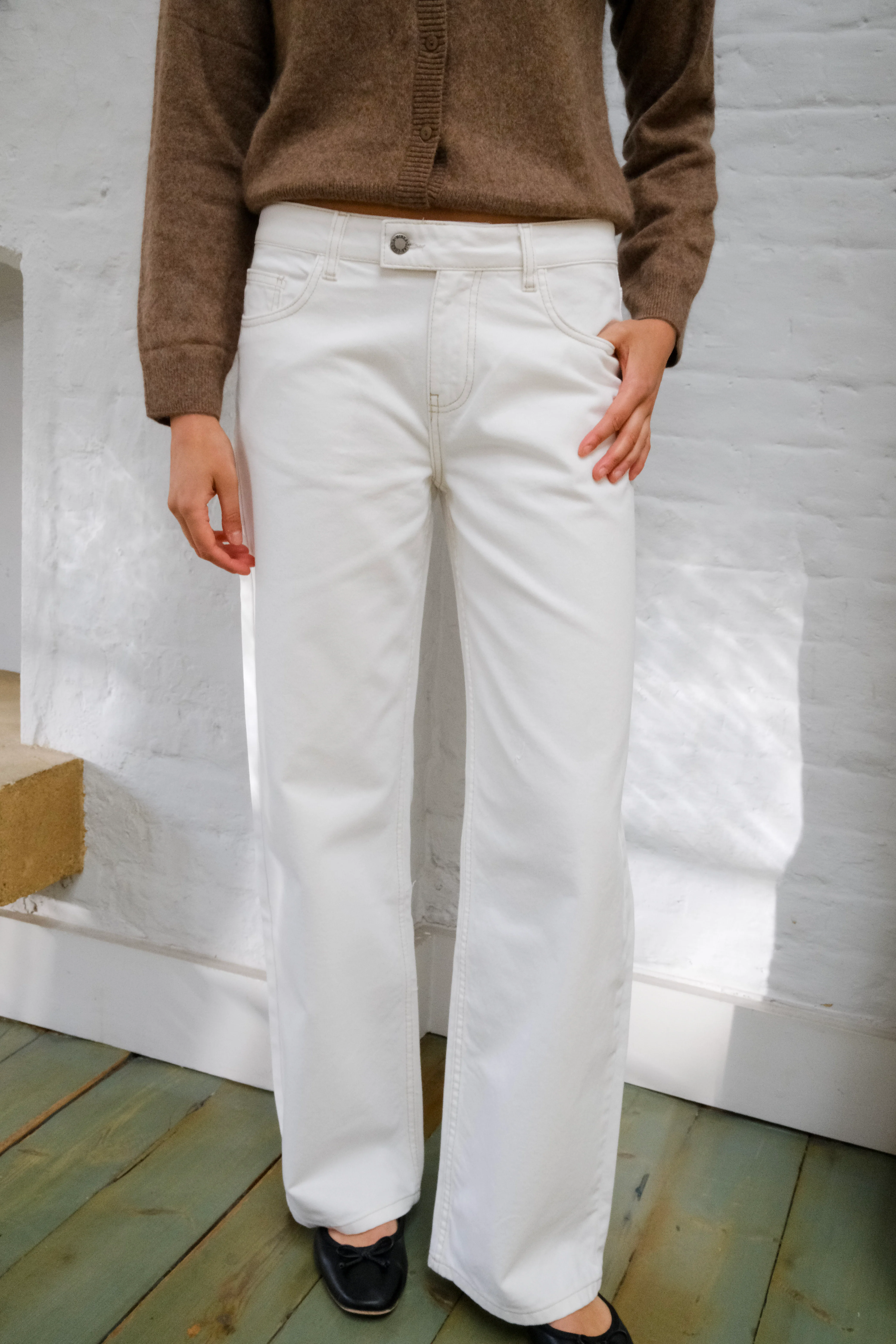 Nina Jeans - White & Brown - Image 7